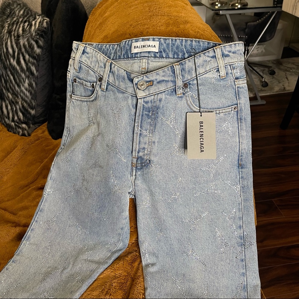 Balenciaga Crystal Eiffel Tower V-neck Denim Jeans in Blue - Picture 8 of 17